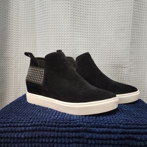 Steve Madden Black Suede Studded Sneakers